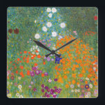 Reloj Cuadrado Gustav Klimt: Jardín de flores<br><div class="desc">Un bonito reloj clásico en la pared,  con un colorido jardín florido,  pintado por el pintor simbolista austríaco Gustav Klimt.</div>