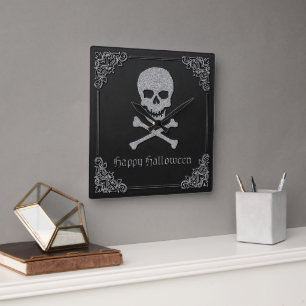 Reloj Cuadrado Halloween con calaveras plateadas y cruces