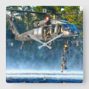 RELOJ CUADRADO HAWK NEGRO MH-60M