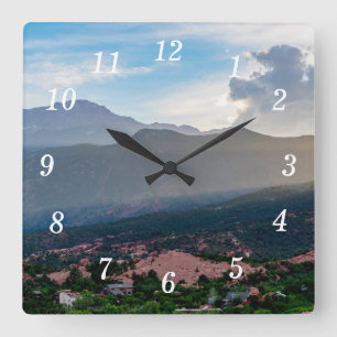 Reloj Cuadrado Hazy Pikes Peak Sunset Wall Clock