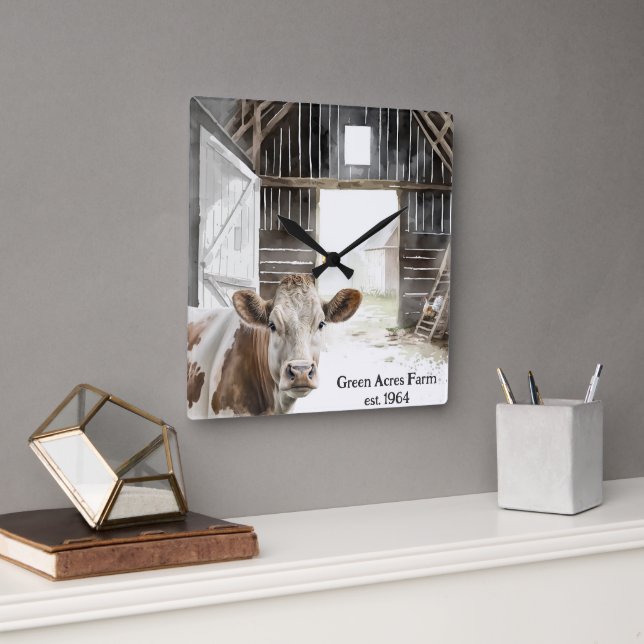 Reloj Cuadrado Hereford Cow y Rooster en Barn (Oficina)