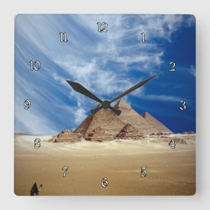 Reloj Cuadrado Hermosas pirámides egipcias en un día soleado