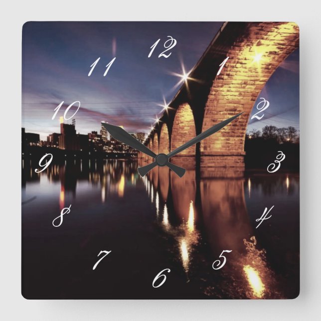 Reloj Cuadrado Horizonte de Stonearch (Anverso)