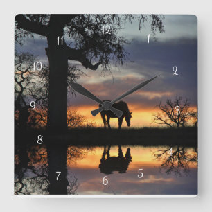Reloj Cuadrado Horse Oak Tree and Reflection in Pond