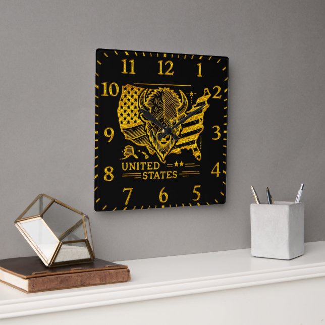Reloj Cuadrado Ilustracion Golden Bison con mapa y bandera de Est (Oficina)