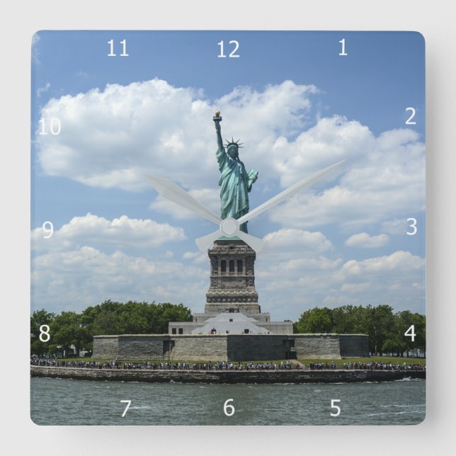 RELOJ CUADRADO ISLA LIBERTY (Anverso)