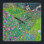 Reloj Cuadrado Jardín Italiano, Gustav Klimt<br><div class="desc">Gustav Klimt (14 de julio de 1862 - 6 de febrero de 1918) era un pintor simbolista austríaco y uno de los miembros más destacados del movimiento secesión de Viena. Klimt es conocido por sus pinturas, murales, bocetos y otros objetos artísticos. Además de sus obras figurativas, que incluyen alegorías y...</div>