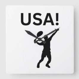 Reloj Cuadrado Jugador de tenis de EE.UU. usando el punto como bo