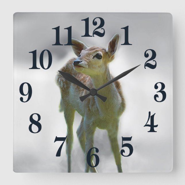 Reloj Cuadrado La curiosidad del venado bebé (Anverso)