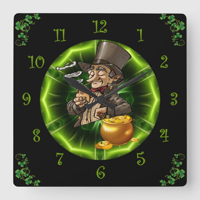 Reloj Cuadrado Leprechaun Inclinándose En La Cima Del Oro (Anverso)