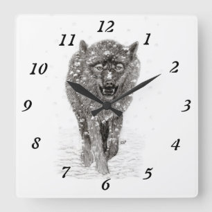 Reloj Cuadrado Lobo negro enojado en la nieve, invierno salvaje