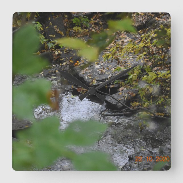 Reloj Cuadrado Los encantos de la Tierra (Anverso)