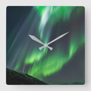 Reloj Cuadrado Luces del Norte brillando   Norte de Islandia