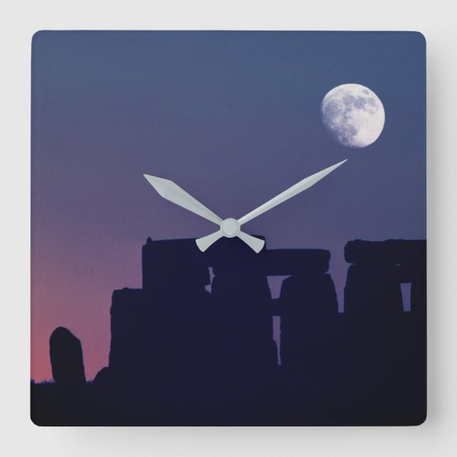 Reloj Cuadrado Luna sobre Stonehenge | Wiltshire, Inglaterra (Anverso)