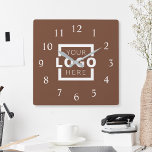 Reloj Cuadrado Marca promocional del logotipo de la empresa perso<br><div class="desc">Añada el logotipo corporativo de su empresa personalizado para crear un reloj de pared único. Hace un gran regalo promocional o regalo corporativo para clientes,  vendedores,  empleados u otras personas especiales. Elija entre diferentes formas y tamaños de reloj. No hay cantidad mínima,  no hay cargos de instalación.</div>