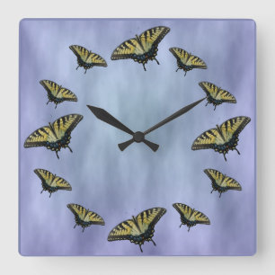 Reloj Cuadrado Mariposas en las nubes