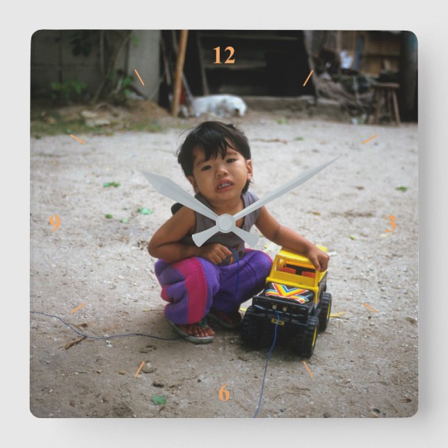 Reloj Cuadrado Mi único juguete (Anverso)