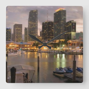 Reloj Cuadrado Miami financial skyline at dusk