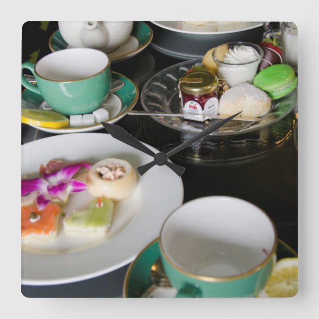 Reloj Cuadrado Michigan, Isla Mackinac. Gran Hotel (Anverso)