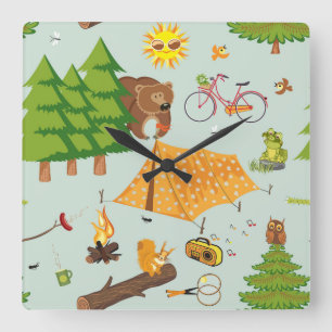 Reloj Cuadrado Modelo que acampa