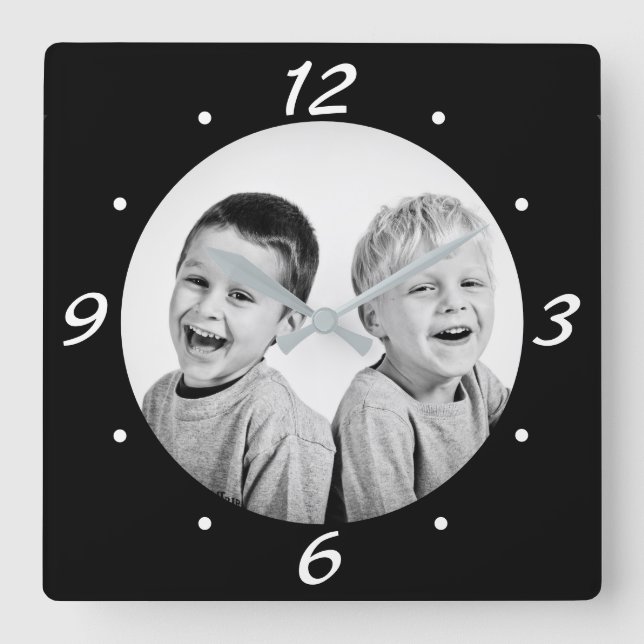 Reloj Cuadrado Modern Black and White Family Photo  (Anverso)