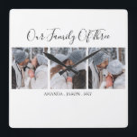 Reloj Cuadrado Moderna Nuestra Familia De Tres Años| Foto<br><div class="desc">Este moderno y elegante reloj de 3 fotos es el regalo perfecto para amigos y familiares. La almohada incluye el texto 'NUESTRA FAMILIA DE TRES Y LOS NOMBRES DE LOS MIEMBROS DE LA FAMILIA', además de 3 fotos familiares favoritas. El texto es fácilmente editado y los estilos de fuente, tamaños...</div>