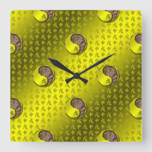 Reloj Cuadrado Mono de Tierra