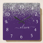 Reloj Cuadrado Monograma de Girly Glam Purpurina de Plata Púrpura<br><div class="desc">Reloj de nombres de monograma de Purpurina de guion Plata y Púrpura. Esto hace que el dulce perfecto cumpleaños 16,  boda,  ducha de novia,  aniversario,  ducha de bebé o fiesta de soltera sea regalo para alguien que ama el lujo glam y los estilos de moda.</div>
