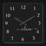 Reloj Cuadrado Monograma del guión blanco negro Nombre de la juga<br><div class="desc">Reloj de nombres de monograma de escritura blanca y negra. Esto hace que el dulce perfecto cumpleaños 16,  boda,  ducha de novia,  aniversario,  ducha de bebé o fiesta de soltera sea regalo para alguien que ama el lujo glam y los estilos de moda.</div>