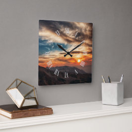 Reloj Cuadrado Montañas ahumadas Tema de la naturaleza Amanecer