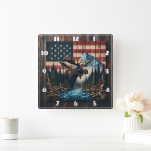 Reloj Cuadrado Moose contra la bandera estadounidense y el paisaj
