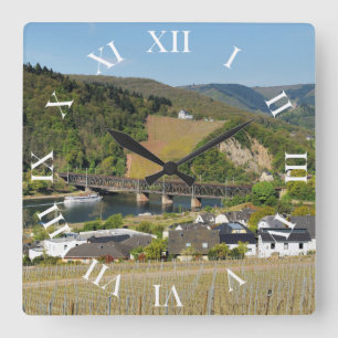 Reloj Cuadrado Moselbrücke bei Bullay