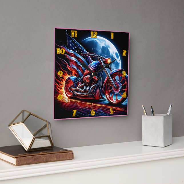 Reloj Cuadrado Motocicleta con bandera estadounidense contra luna (Oficina)