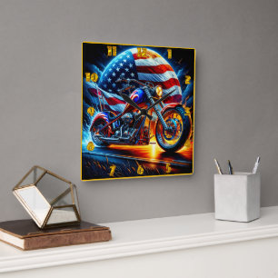 Reloj Cuadrado Motocicleta personalizado en un contexto patriótic