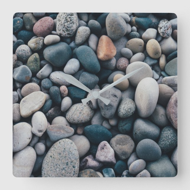 Reloj Cuadrado mucha piedra preciosa (Anverso)