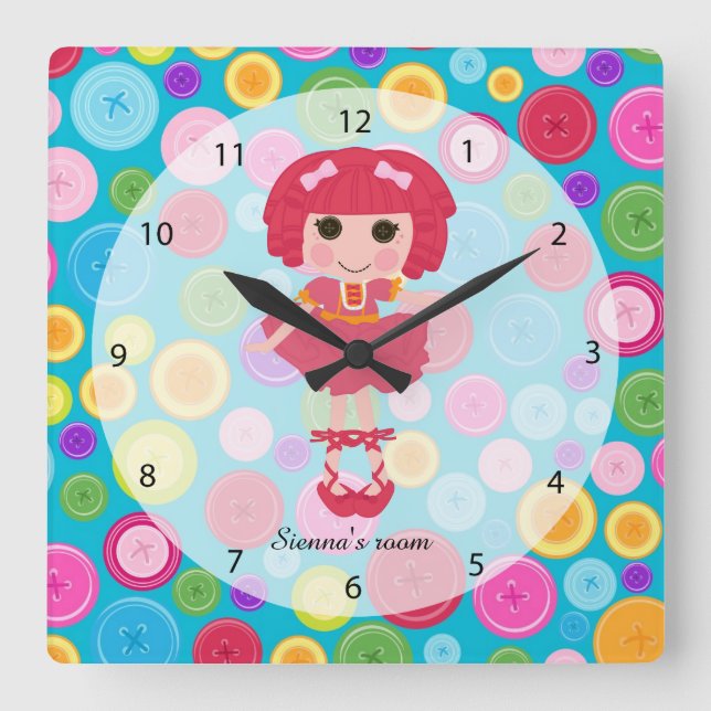 Reloj Cuadrado muñeca de coser (Anverso)