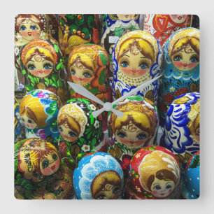 Reloj Cuadrado Muñecas Matryoshka Kiosco de Recuerdos Foto de Via