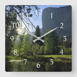 Reloj Cuadrado Muro del Parque Nacional Yosemite