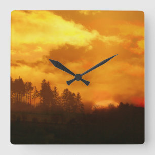 RELOJ CUADRADO NATURALEZA MAÑANA AMANECER