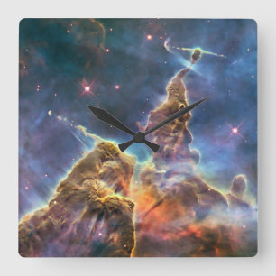 Reloj Cuadrado Nebulosa Carina por el telescopio espacial Hubble