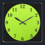 Reloj Cuadrado Negro en verde lima<br><div class="desc">Esto es una verde lima del diseño del Bello Artes de decano Johnson con números negros y ajuste negro adaptable en un fondo verde claro. Negro en verde lima con las manos gris-negras.  Gracias para apoyar mi tienda de Zazzle.</div>