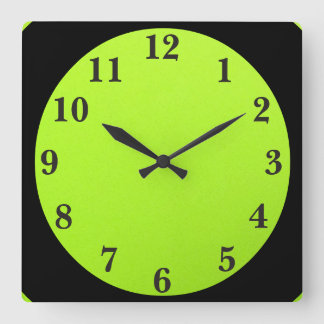 Reloj Cuadrado Negro en verde lima