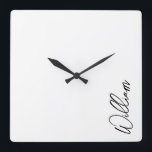 Reloj Cuadrado Nombre personalizado de guión moderno<br><div class="desc">Regalos de nombres personalizados Minimalistas modernos Este diseño presenta un nombre personalizado en letra de escritura a mano moderna en negro sobre fondo blanco.</div>