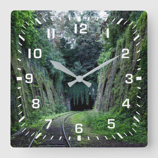 Reloj Cuadrado Número cuadrado blanco con pistas de ferrocarril (Anverso)