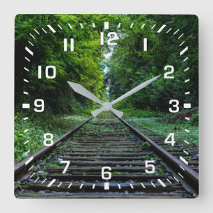 Reloj Cuadrado Números de Cuadrado Blanco / Vías de Ferrocarril d