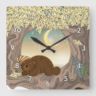 Reloj Cuadrado Oso durmiente en los bosques bajo el Personalizado