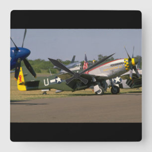 Reloj Cuadrado P51 mustango, vista lateral. aviones del _WWII (de