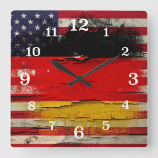 Reloj Cuadrado Paint Crackle | Bandera estadounidense alemana
