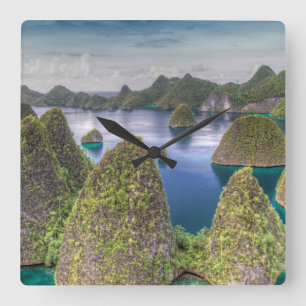 Reloj Cuadrado Paisaje de la isla Wayag, Indonesia