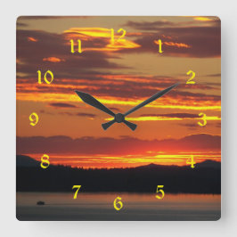 Reloj Cuadrado Paisaje dramático de puesta de sol naranja